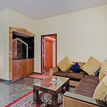 העיר בנגלור Hotel O Blooms Inn מראה חיצוני תמונה
