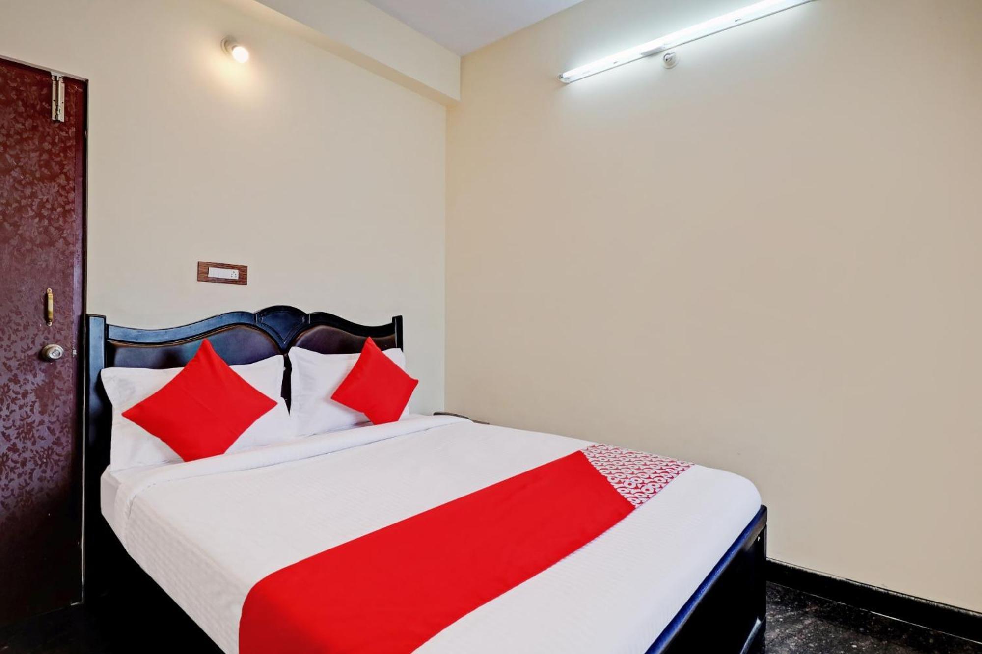 העיר בנגלור Hotel O Blooms Inn מראה חיצוני תמונה