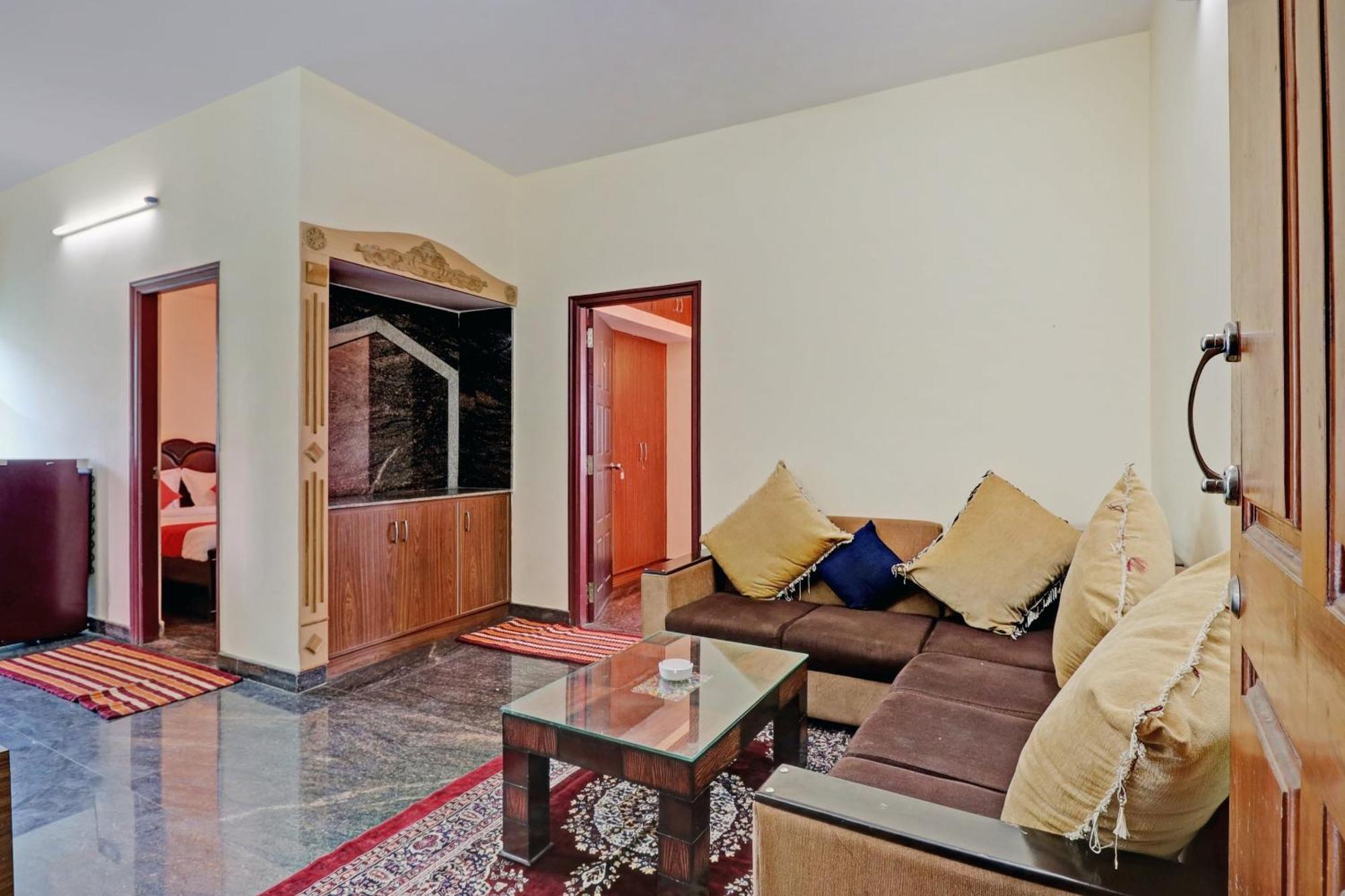 העיר בנגלור Hotel O Blooms Inn מראה חיצוני תמונה