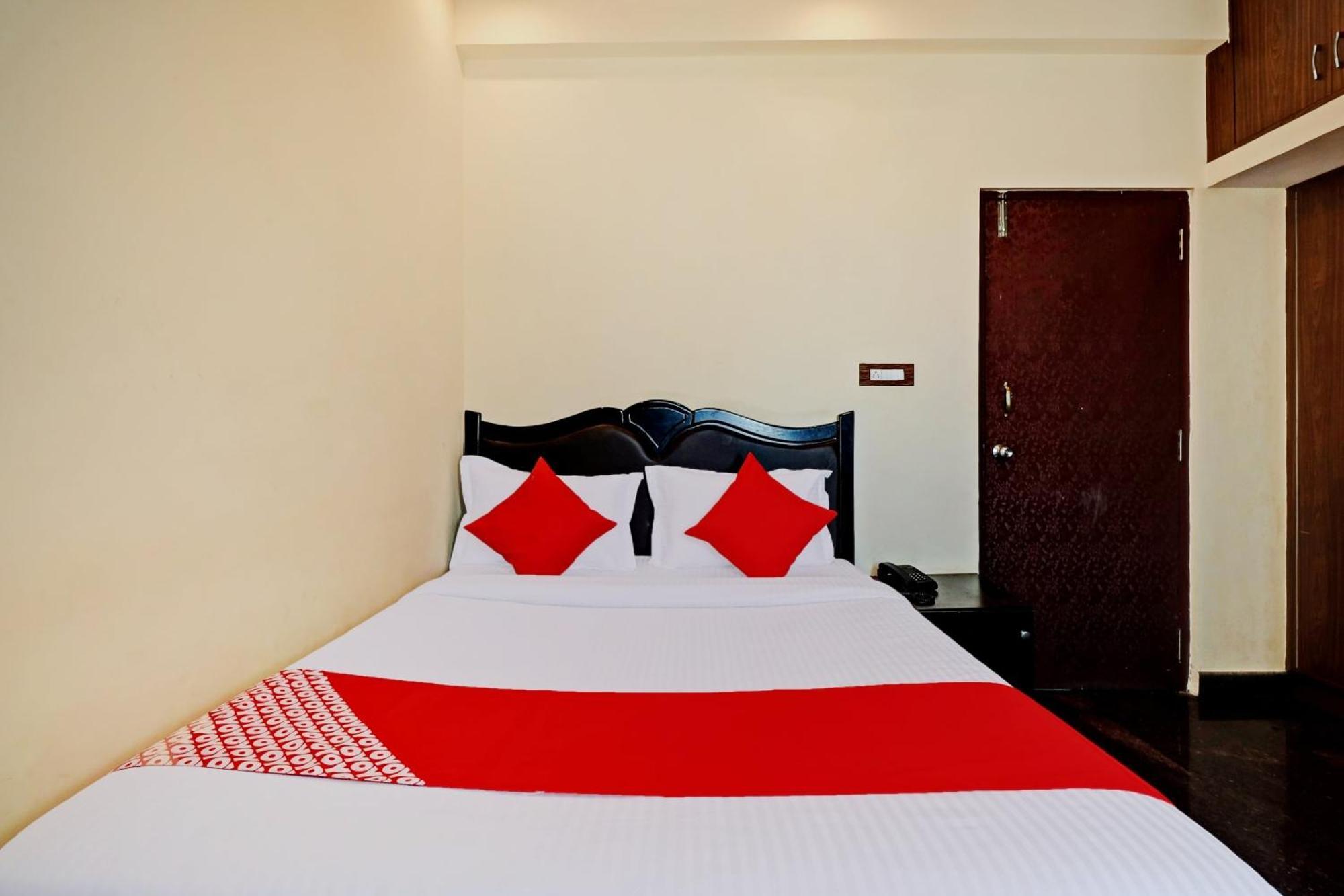 העיר בנגלור Hotel O Blooms Inn מראה חיצוני תמונה